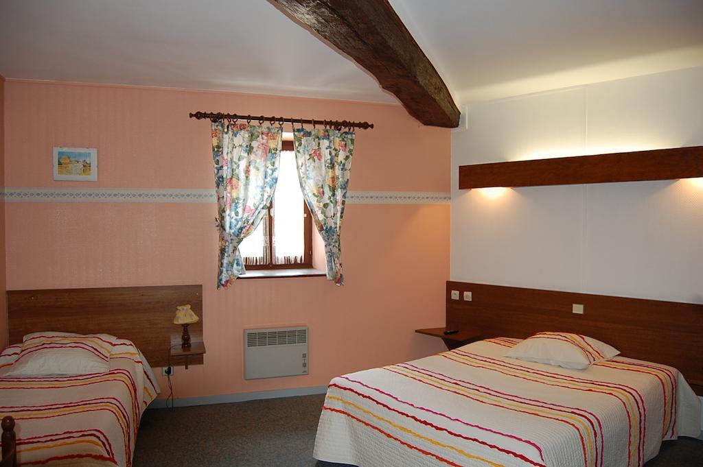 Hotel Du Donjon Champlitte-et-le-Prélot Kültér fotó